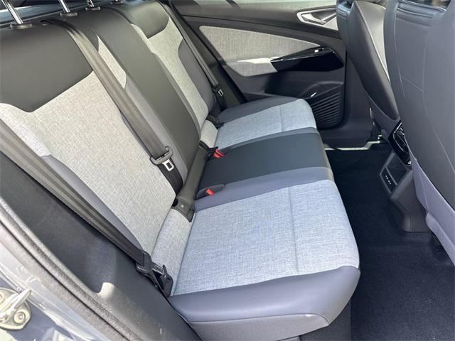 Photo of 2025 Pure Gray Volkswagen ID.4