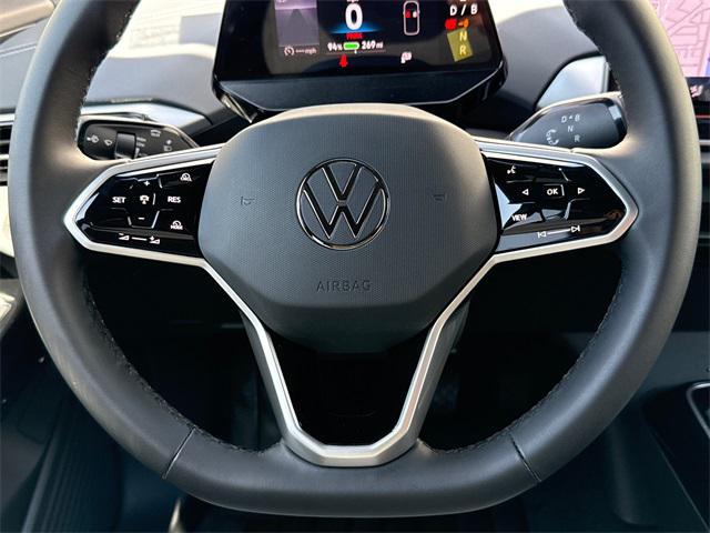 Photo of 2025 Pure Gray Volkswagen ID.4