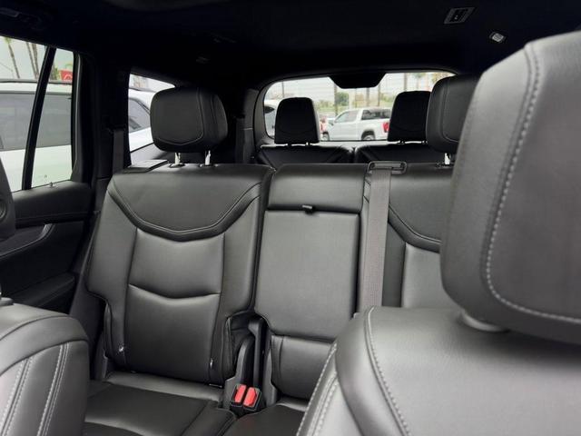Photo of 2023 Crystal White Tri-Coat Cadillac XT6