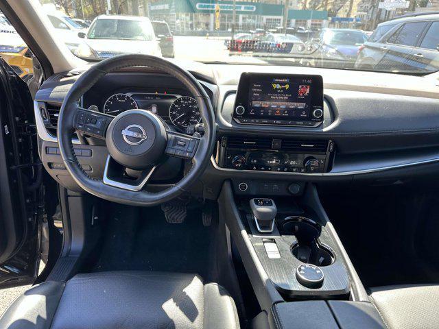Photo of 2022 Black Nissan Rogue
