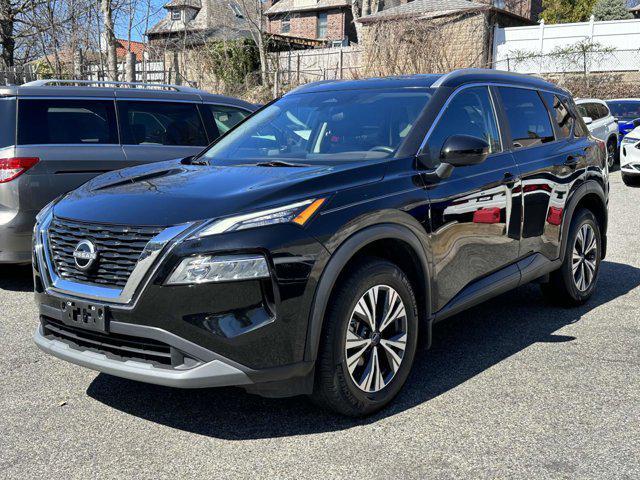 Photo of 2022 Black Nissan Rogue