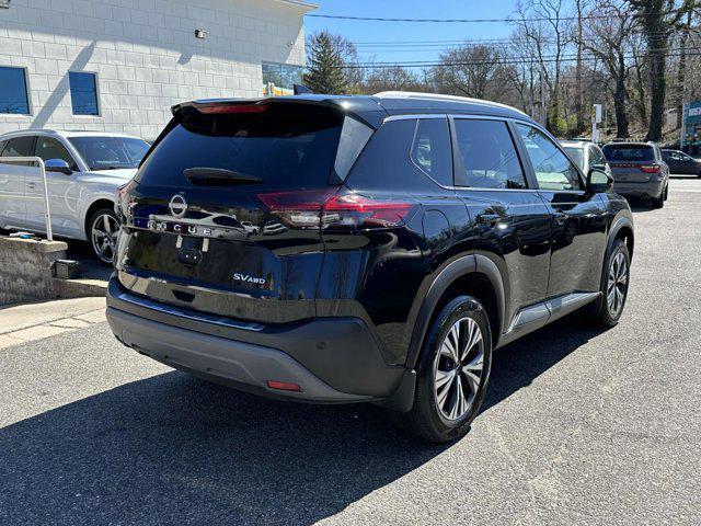 Photo of 2022 Black Nissan Rogue