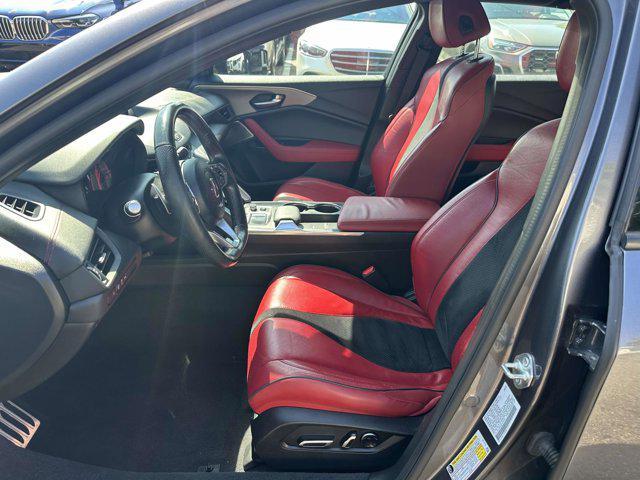 Photo of 2022 Gray Acura TLX