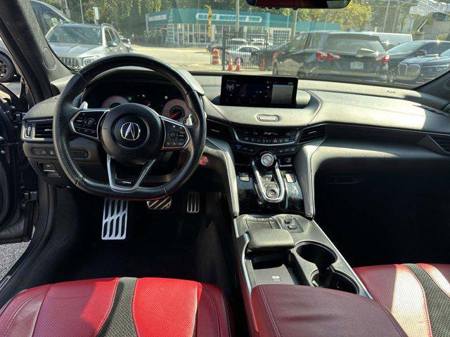 Photo of 2022 Gray Acura TLX