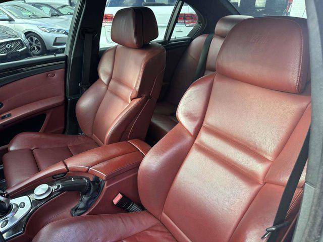 Photo of 2008 Silver BMW M5