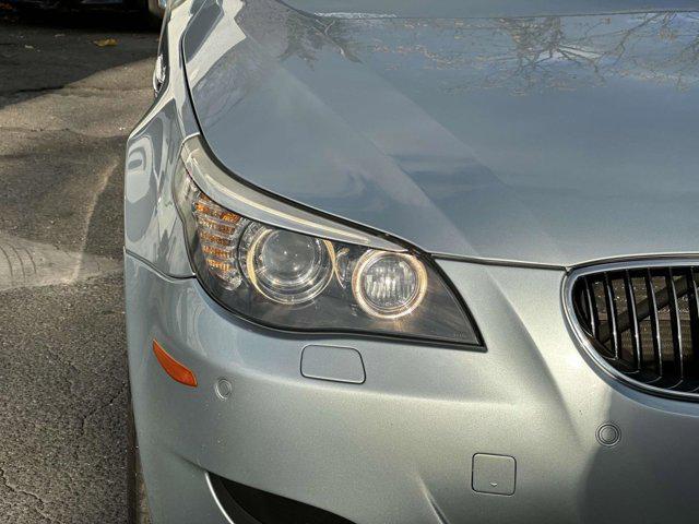Photo of 2008 Silver BMW M5