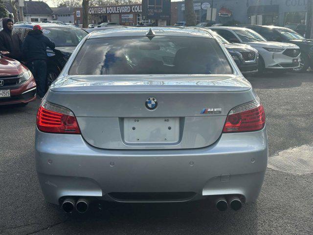 Photo of 2008 Silver BMW M5