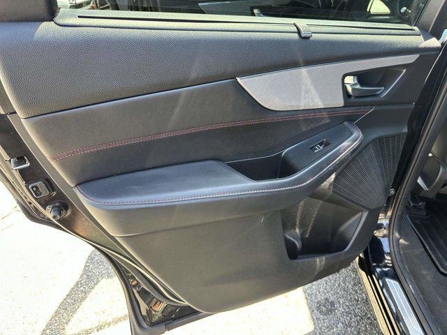 Photo of 2022 Black Acura MDX