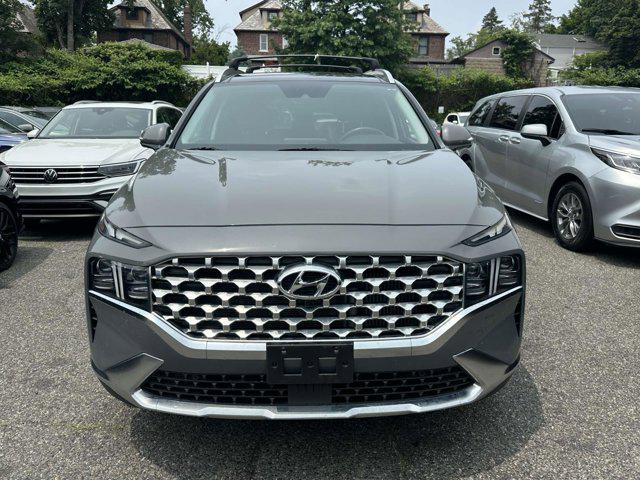 Photo of 2022 Gray Hyundai SANTA FE