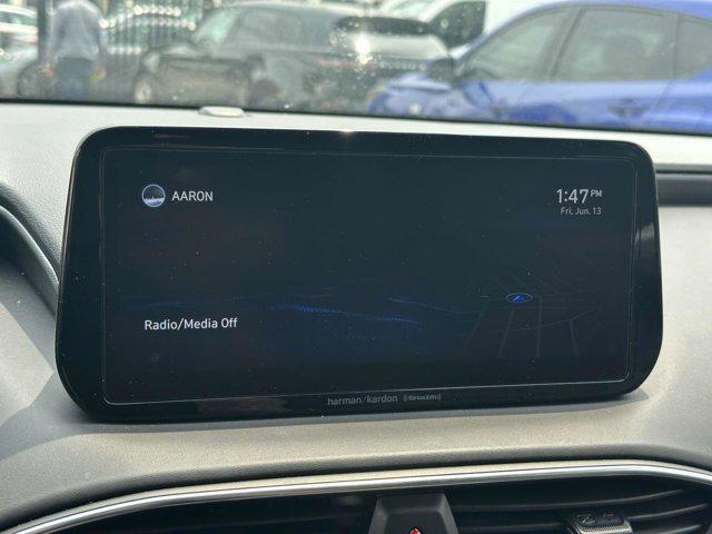 Photo of 2022 Gray Hyundai SANTA FE