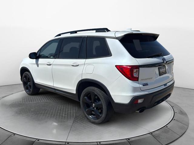 Photo of 2021 Platinum White Pearl Honda Passport