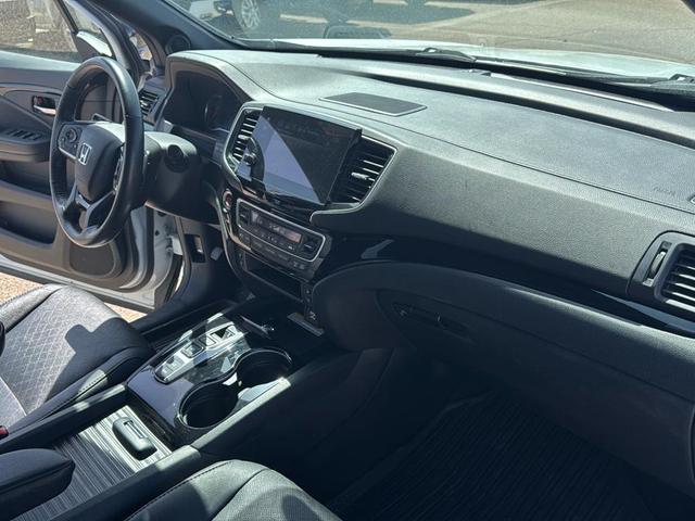 Photo of 2021 Platinum White Pearl Honda Passport