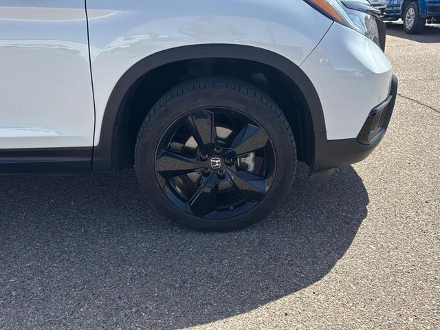 Photo of 2021 Platinum White Pearl Honda Passport