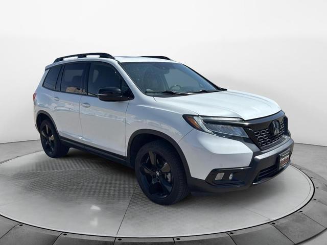 Photo of 2021 Platinum White Pearl Honda Passport