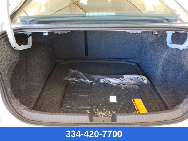 Photo of 2025 Gray Volkswagen Jetta