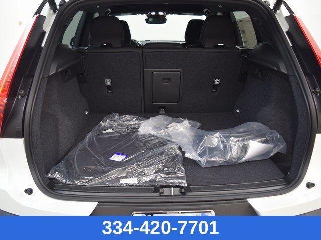 Photo of 2023 Crystal White Metallic Volvo XC40 Recharge Pure Electric