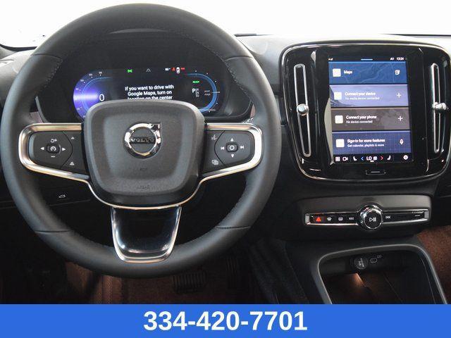 Photo of 2023 Crystal White Metallic Volvo XC40 Recharge Pure Electric