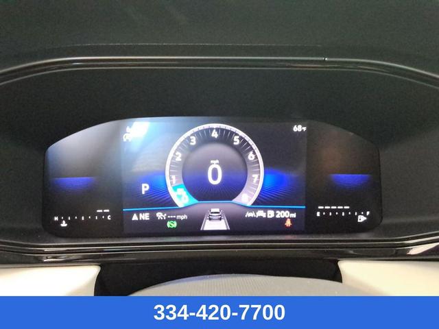 Photo of 2025 Pure White Volkswagen Taos
