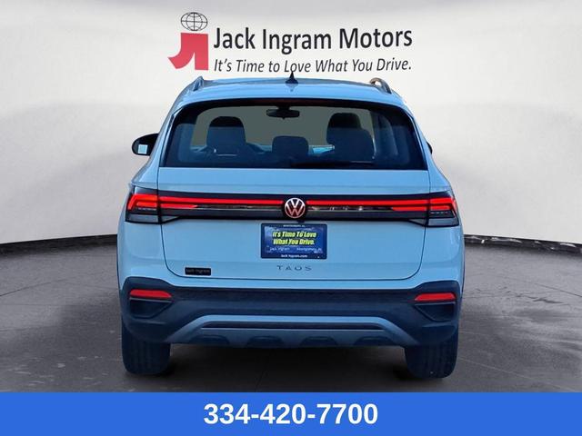 Photo of 2025 Pure White Volkswagen Taos