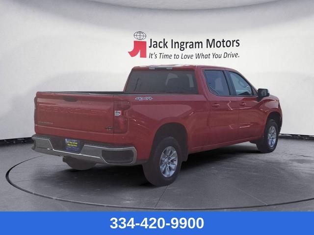 Photo of 2023 Red Chevrolet Silverado 1500