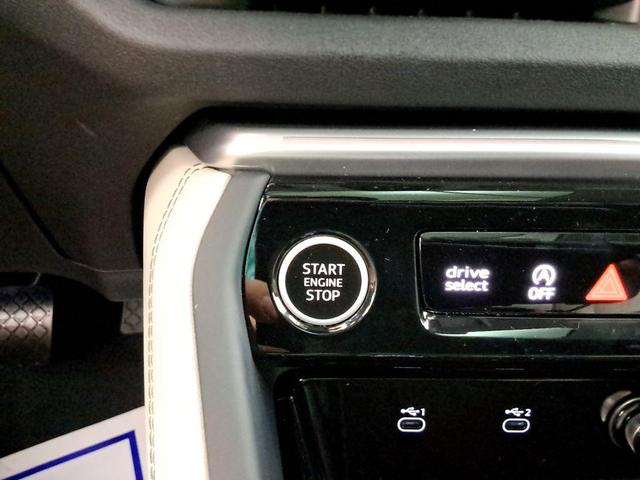 Photo of 2025 White Audi Q5