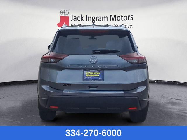 Photo of 2026 Gun Met Nissan Rogue