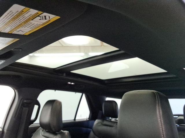 Photo of 2022 Carbonized Gray Metallic Ford Explorer