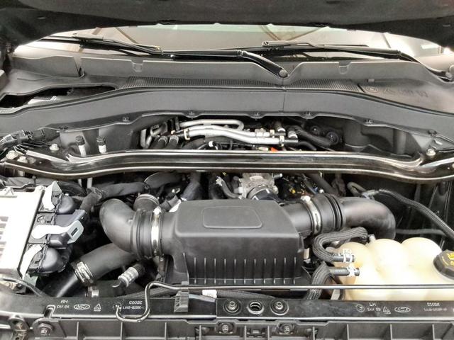 Photo of 2022 Carbonized Gray Metallic Ford Explorer