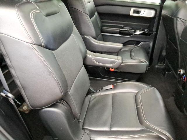 Photo of 2022 Carbonized Gray Metallic Ford Explorer