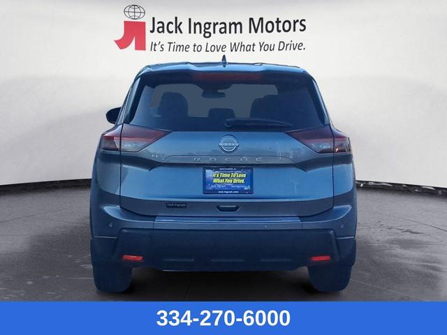 Photo of 2026 Gun Met Nissan Rogue