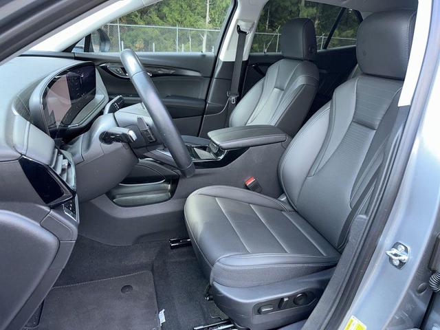 Photo of 2024 Gray Metallic Buick Envision