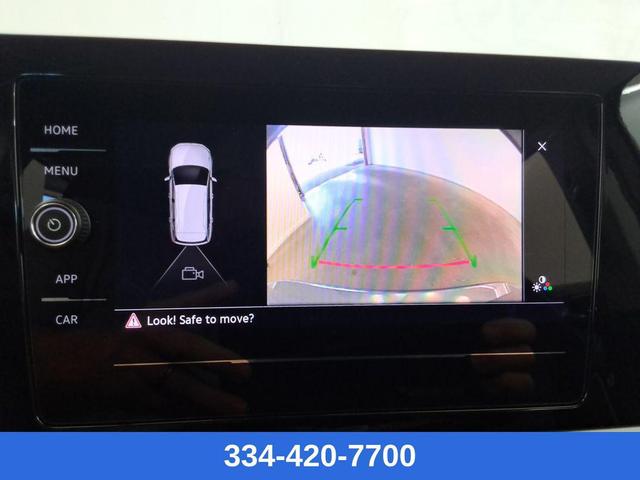 Photo of 2025 Platinum Volkswagen Taos