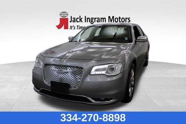 2017 Chrysler 300C