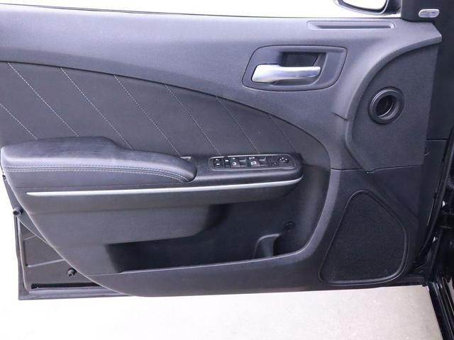 Photo of 2023 Pitch Black Clearcoat Dodge Charger