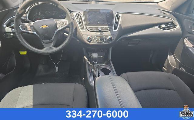 Photo of 2022 Silver Ice Metallic Chevrolet Malibu