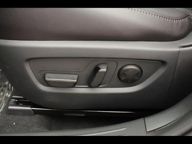 Photo of 2025 Machine Gray Metallic Mazda CX-50