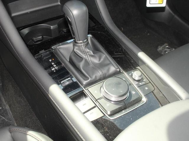 Photo of 2024 Snowflake White Pearl Mica Mazda Mazda3