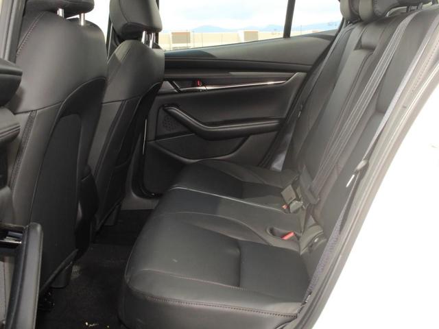 Photo of 2024 Snowflake White Pearl Mica Mazda Mazda3