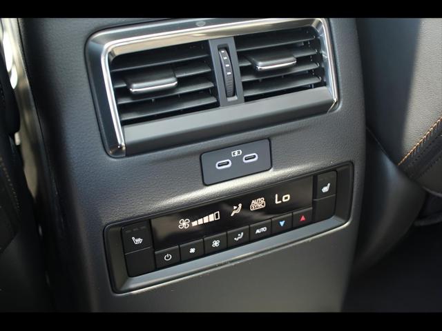 Photo of 2025 Machine Gray Metallic Mazda CX-90 PHEV