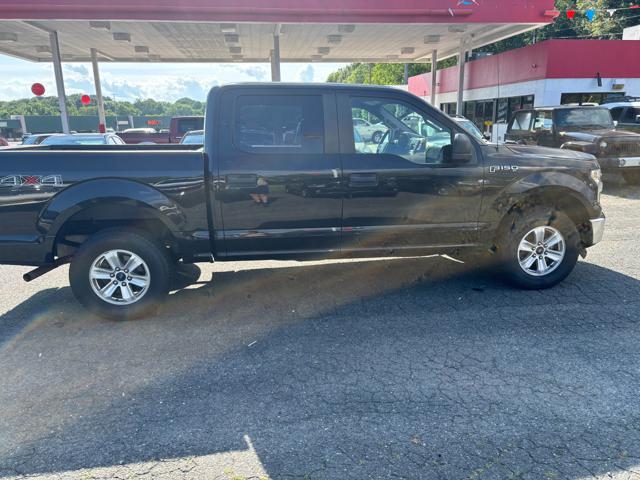 Photo of 2015 Tuxedo Black Metallic Ford F-150