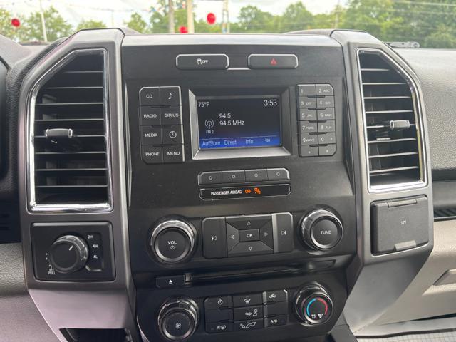 Photo of 2015 Tuxedo Black Metallic Ford F-150