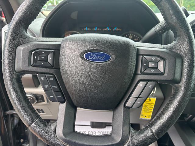Photo of 2015 Tuxedo Black Metallic Ford F-150