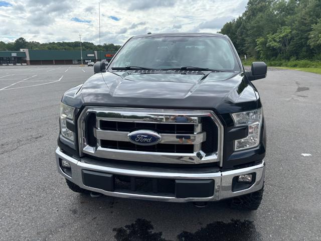 Photo of 2015 Tuxedo Black Metallic Ford F-150