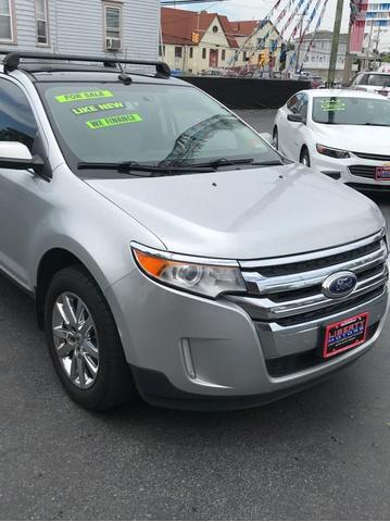 Photo of 2012 SILVER Ford Edge