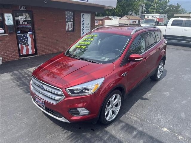 Photo of 2017 RED Ford Escape