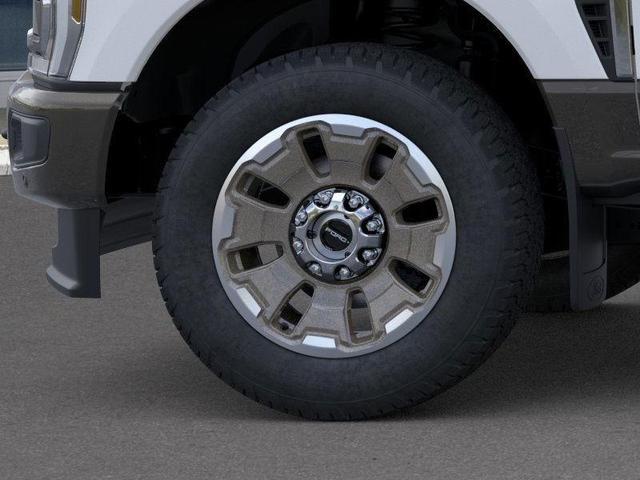 Photo of 2025 Star White Metallic Tri-Coat Ford F-350