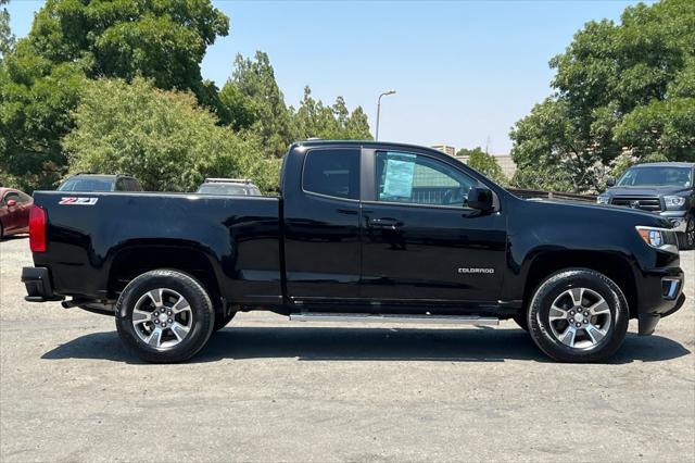 Photo of 2016 Black Chevrolet Colorado