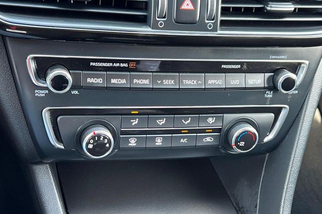 Photo of 2018 Snow White Pearl Kia Optima