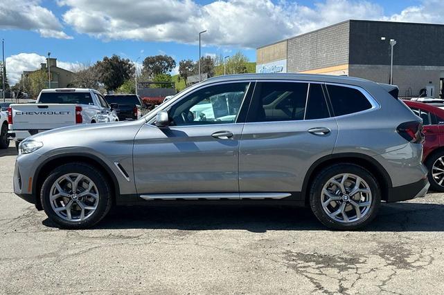 Photo of 2024 Skyscraper Grey Metallic BMW X3