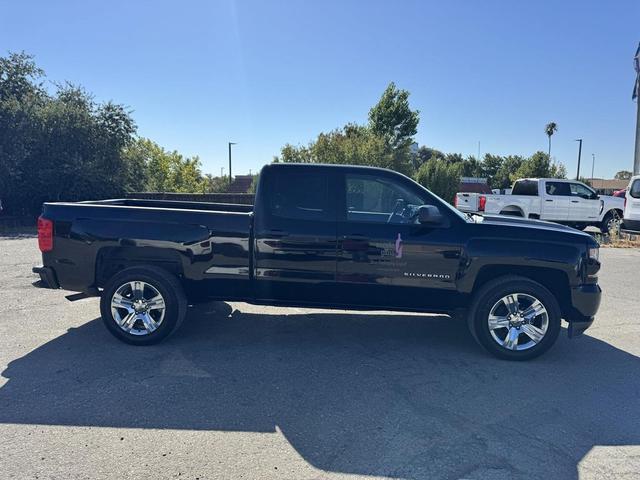 Photo of 2016 Black Chevrolet Silverado 1500